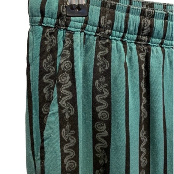 Disney Sleep Pants The Haunted Mansion Striped Snake Pattern Size XL - Picture 3 of 4
